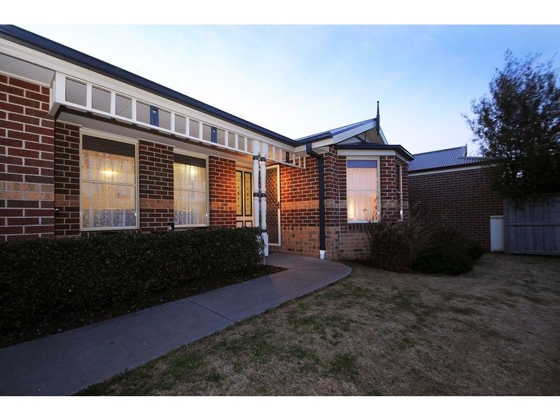 7 Grasswren Close, Langwarrin VIC 3910