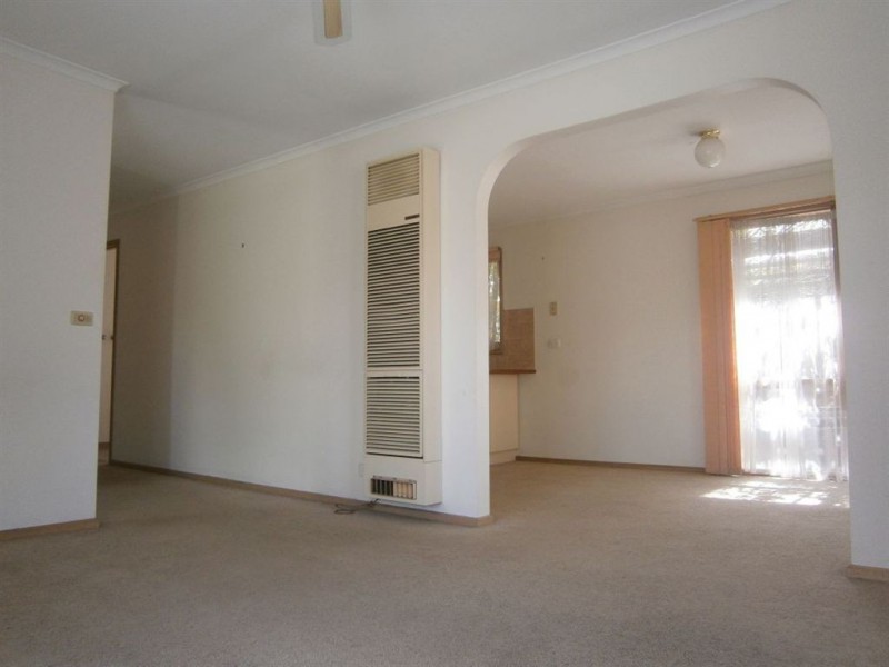 1/8 Alder Street, Langwarrin VIC 3910