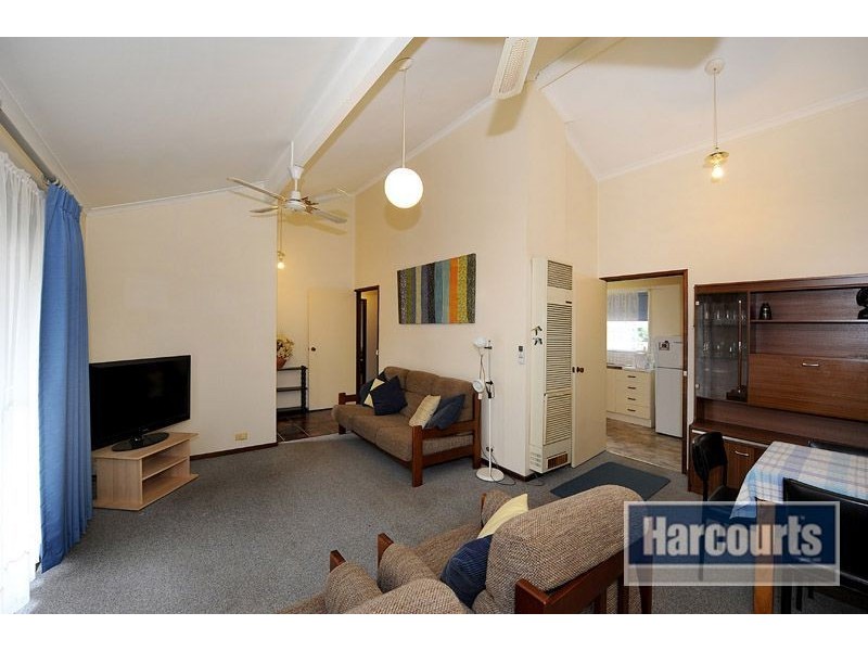 9/190 Karingal Drive, Frankston VIC 3199