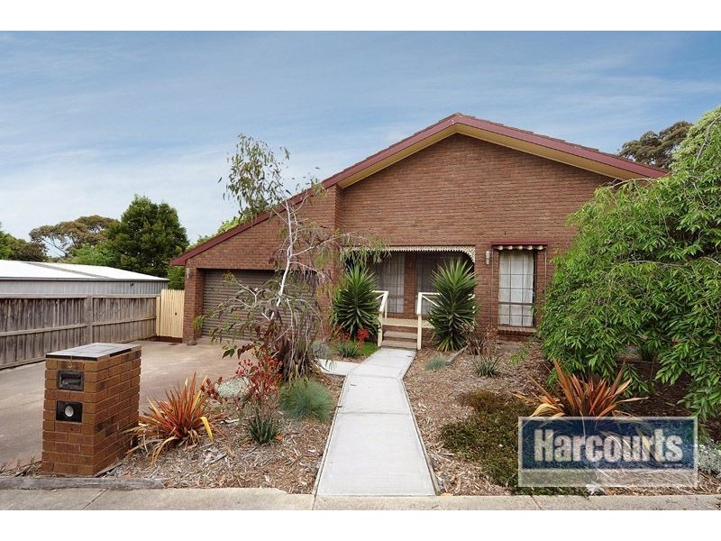 4 Carisbrook Court, Langwarrin VIC 3910