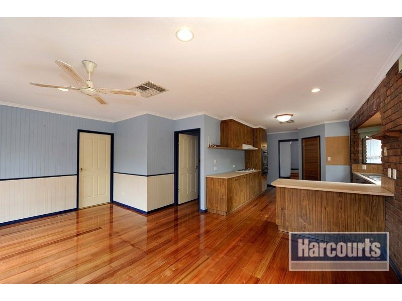 4 Carisbrook Court, Langwarrin VIC 3910