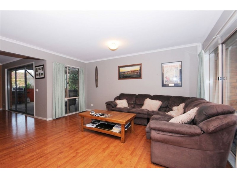 19 Dunn Crescent, Langwarrin VIC 3910