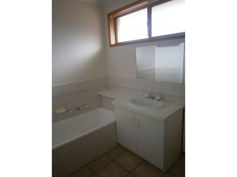 3 Cotoneaster Way, Langwarrin VIC 3910