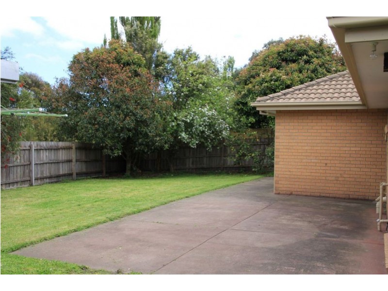 3 Cotoneaster Way, Langwarrin VIC 3910
