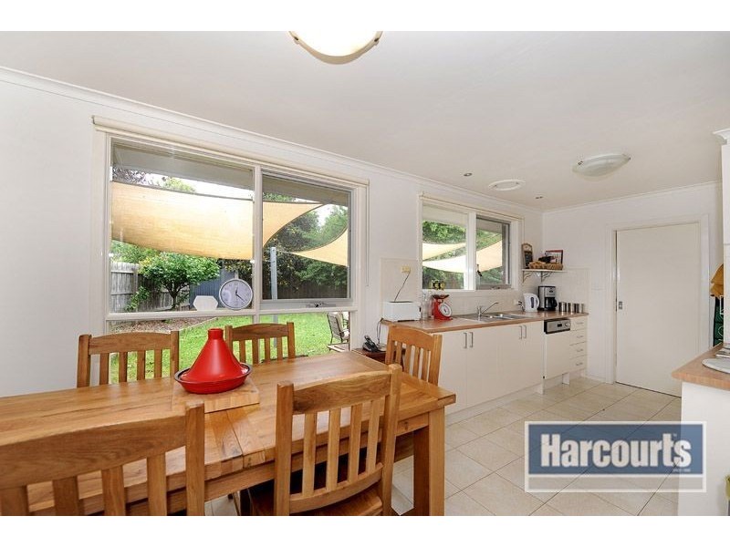 13 Cliveden Avenue, Frankston VIC 3199