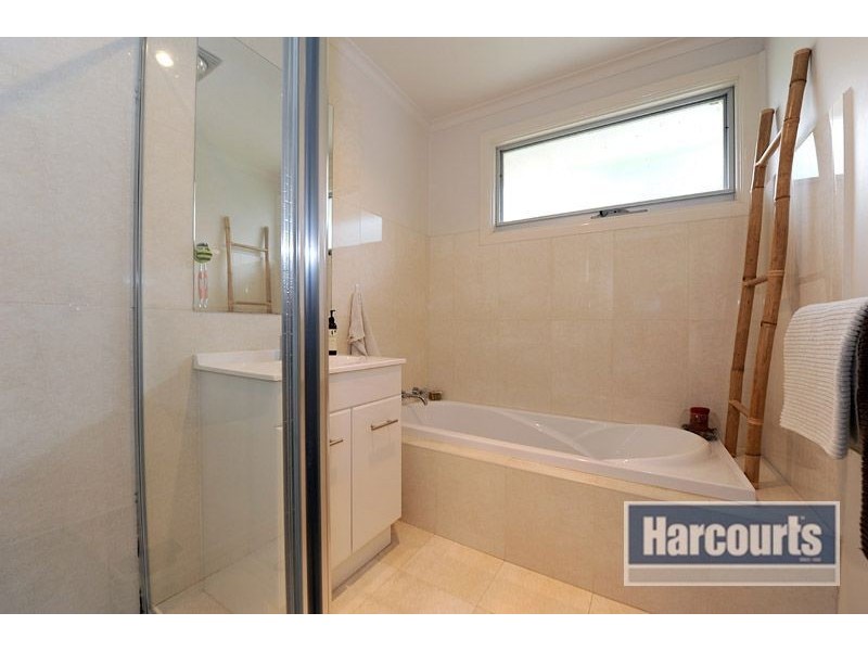 13 Cliveden Avenue, Frankston VIC 3199