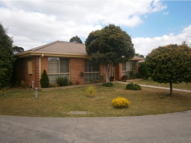 17/10 Lemnian Court, Langwarrin VIC 3910