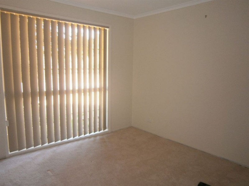 17/10 Lemnian Court, Langwarrin VIC 3910