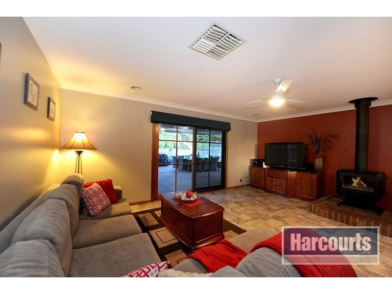 70 Weeroona Road, Langwarrin South VIC 3911