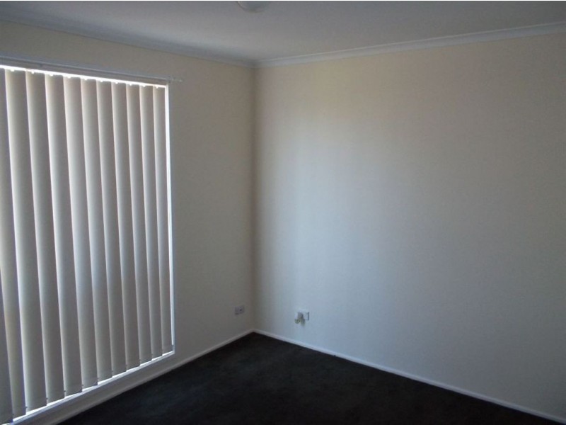 26 Phelan Drive, Cranbourne North VIC 3977