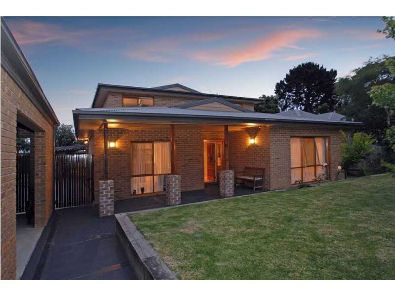 17 Morecroft Way, Langwarrin VIC 3910