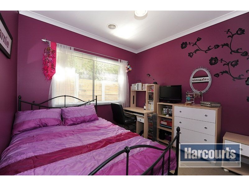 5 Dunmore Close, Langwarrin VIC 3910