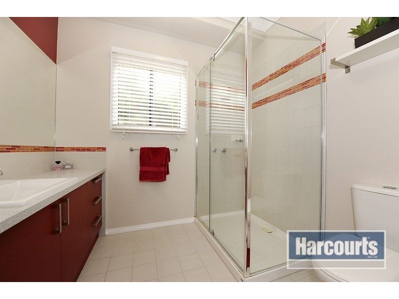 5 Dunmore Close, Langwarrin VIC 3910