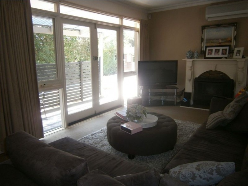 1/16 Nursery Avenue, Frankston VIC 3199