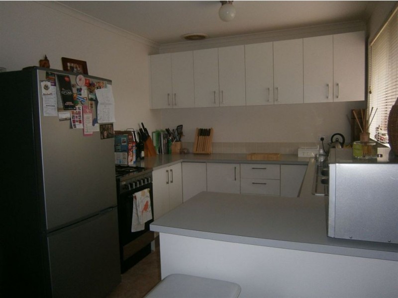 2/93 Allied Drive, Carrum Downs VIC 3201