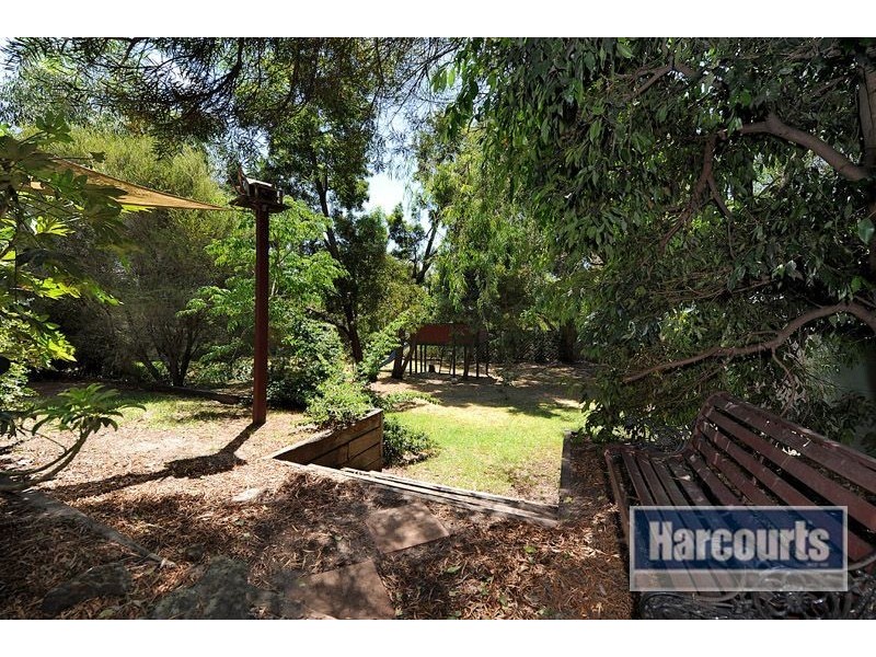 98 Yarralumla Dr, Langwarrin VIC 3910