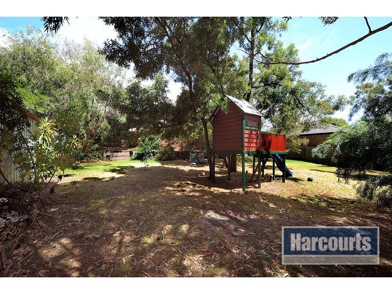98 Yarralumla Dr, Langwarrin VIC 3910