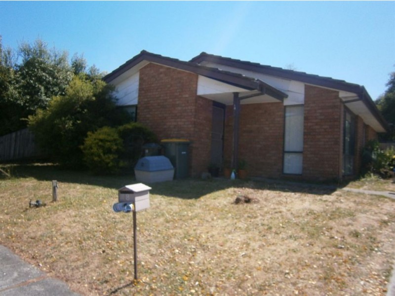 18 Leonard Drive, Langwarrin VIC 3910
