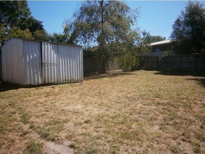 18 Leonard Drive, Langwarrin VIC 3910