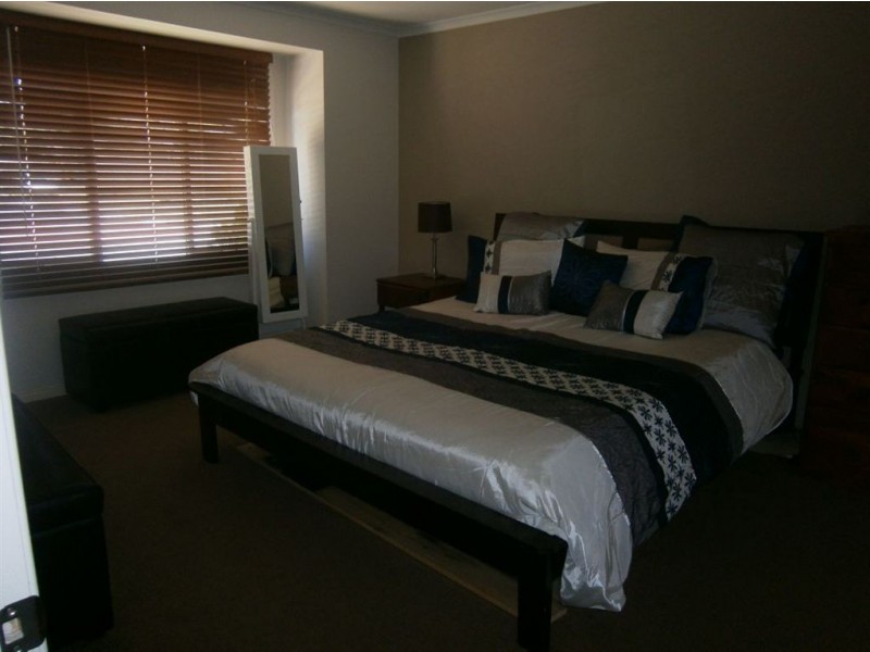 35 Trentham Way, Langwarrin VIC 3910