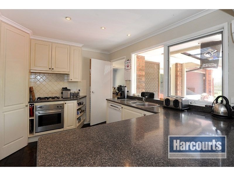 418 McClelland Drive, Langwarrin VIC 3910
