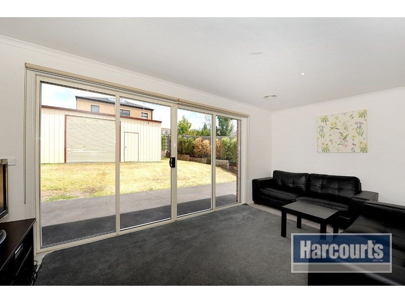 14 Dunmore Close, Langwarrin VIC 3910