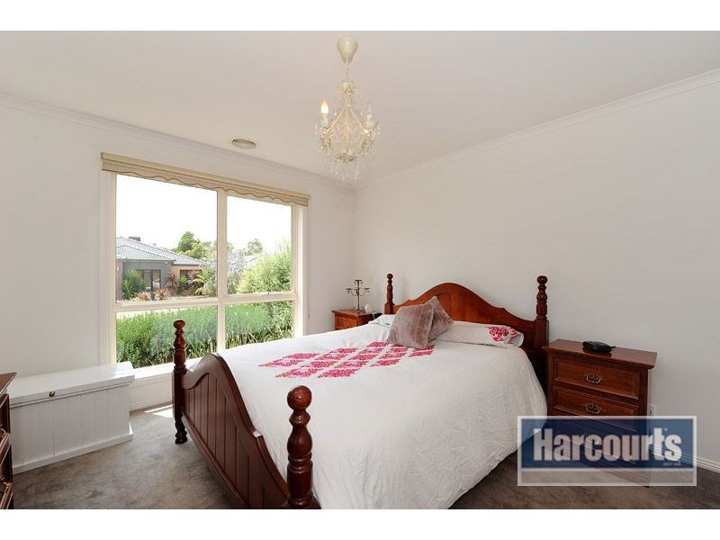 14 Dunmore Close, Langwarrin VIC 3910