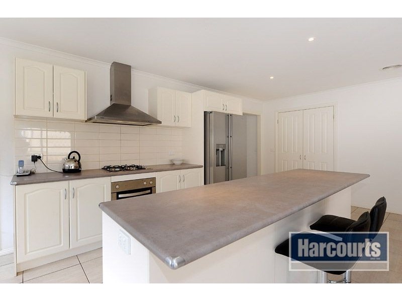 14 Dunmore Close, Langwarrin VIC 3910