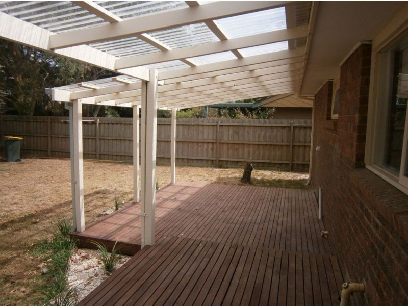 16 Alcon Court, Langwarrin VIC 3910