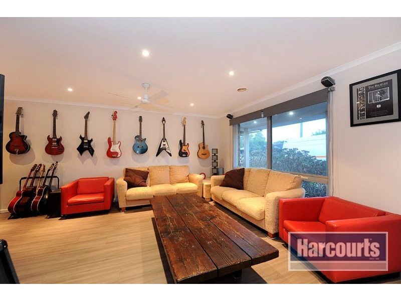 5 Warrin Rise, Langwarrin VIC 3910