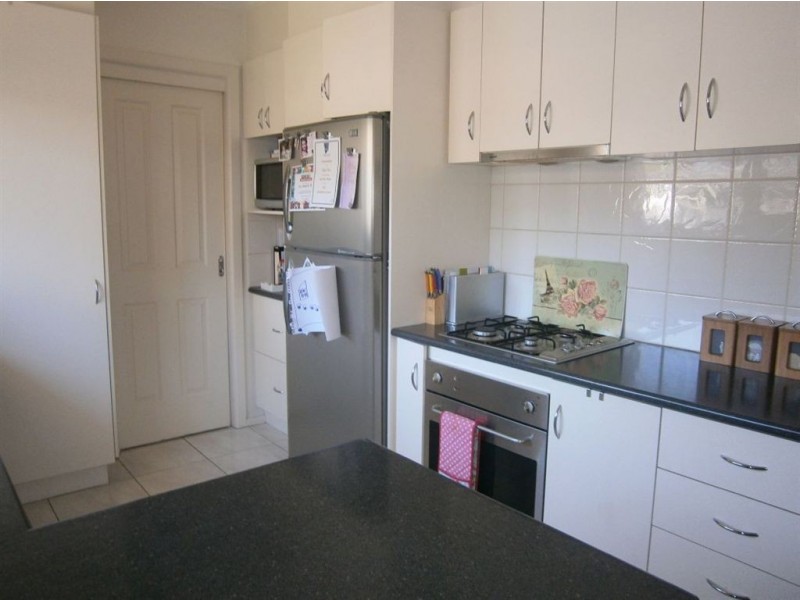 1/16 Nursery Avenue, Frankston VIC 3199