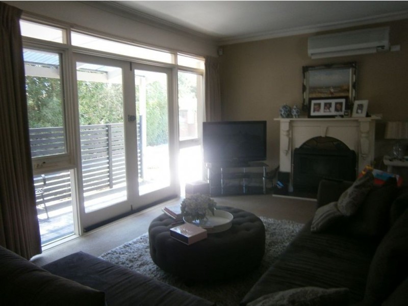 1/16 Nursery Avenue, Frankston VIC 3199