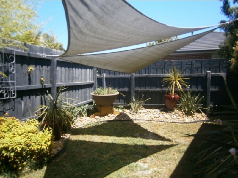 1/16 Nursery Avenue, Frankston VIC 3199