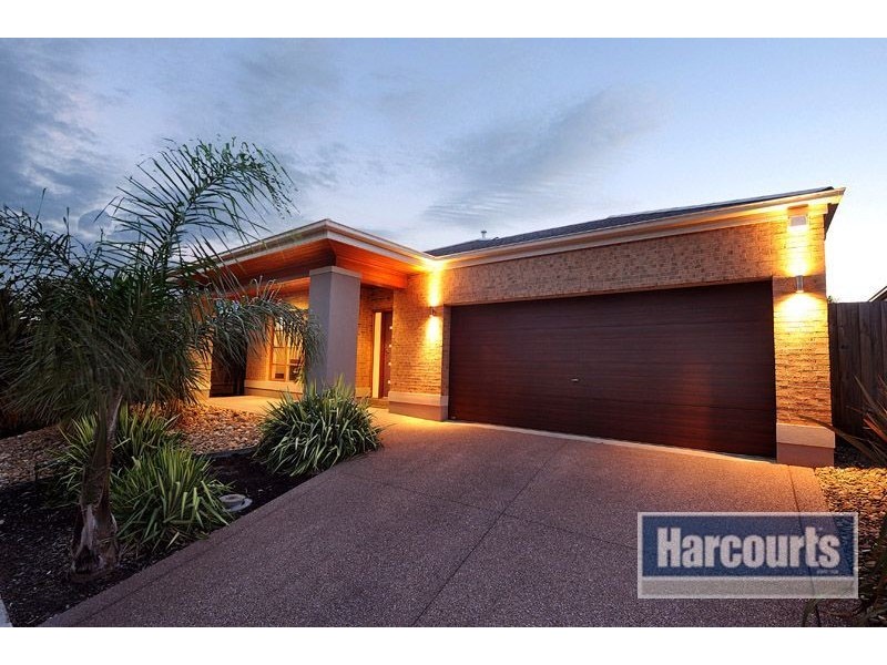 72 Huntingtower Cres, Langwarrin VIC 3910