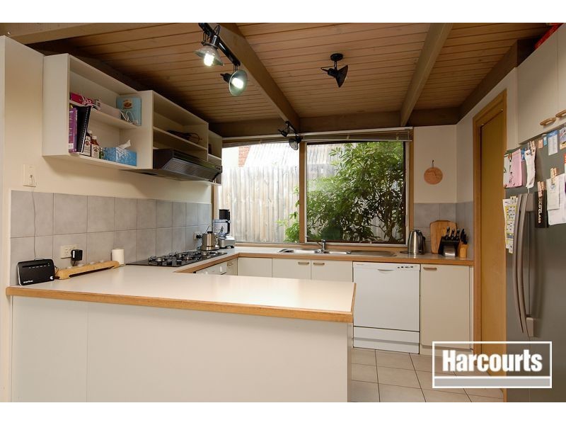 17 Cinerea Glade, Langwarrin VIC 3910