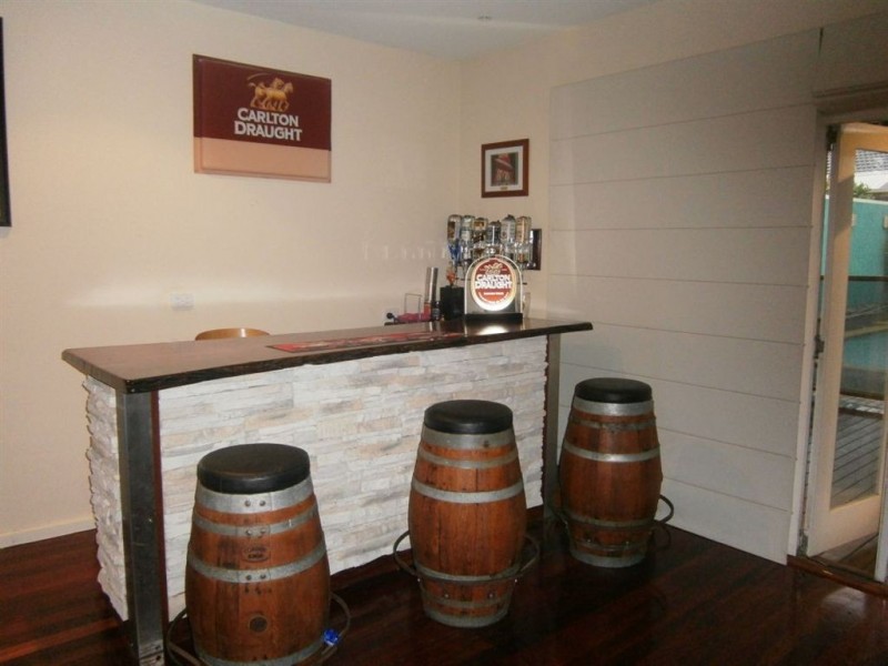 2 Coach House Lane, Skye VIC 3977