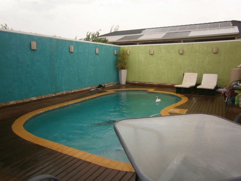 2 Coach House Lane, Skye VIC 3977