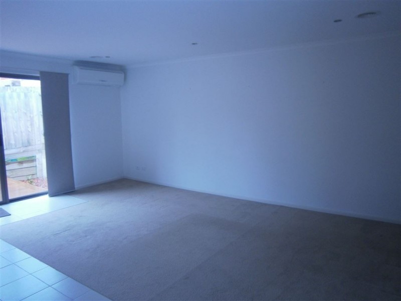 2/145 Union Road, Langwarrin VIC 3910