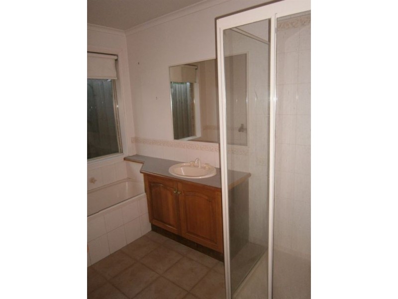 25 Wattlebird Way, Langwarrin VIC 3910