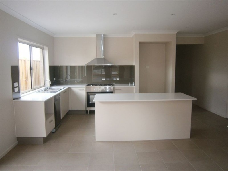 13 Millicent Road, Langwarrin VIC 3910