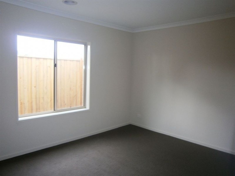 13 Millicent Road, Langwarrin VIC 3910