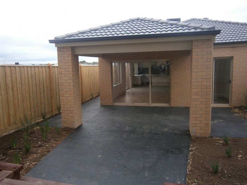 13 Millicent Road, Langwarrin VIC 3910