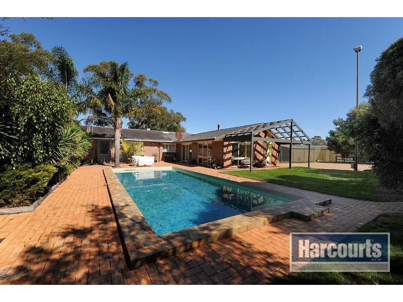 375 North Rd, Langwarrin VIC 3910
