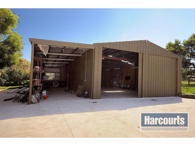 375 North Rd, Langwarrin VIC 3910