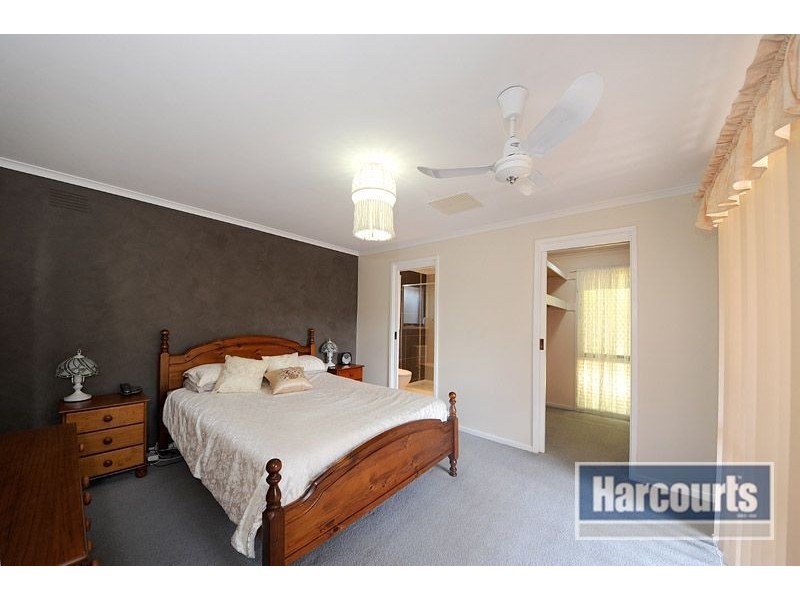 30 Paddington Avenue, Carrum Downs VIC 3201