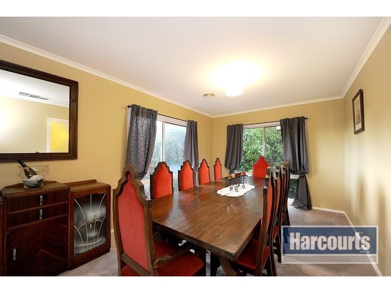 52 Huntingtower Crescent, Langwarrin VIC 3910