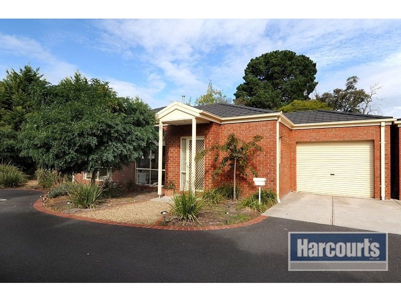 2/30 Myrtle Street, Langwarrin VIC 3910