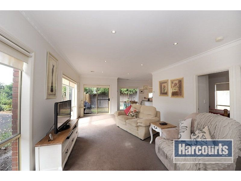 2/30 Myrtle Street, Langwarrin VIC 3910