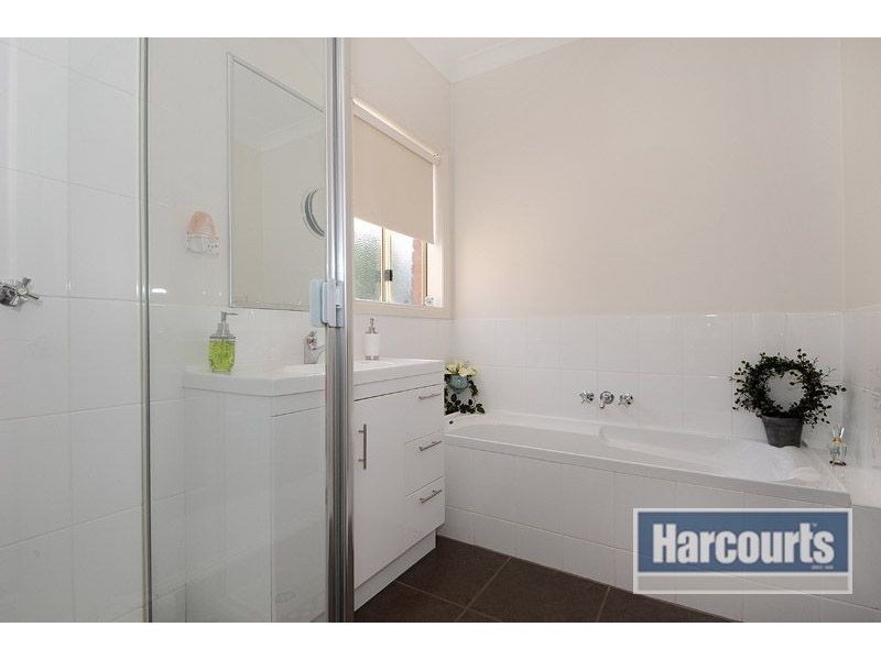 2/30 Myrtle Street, Langwarrin VIC 3910