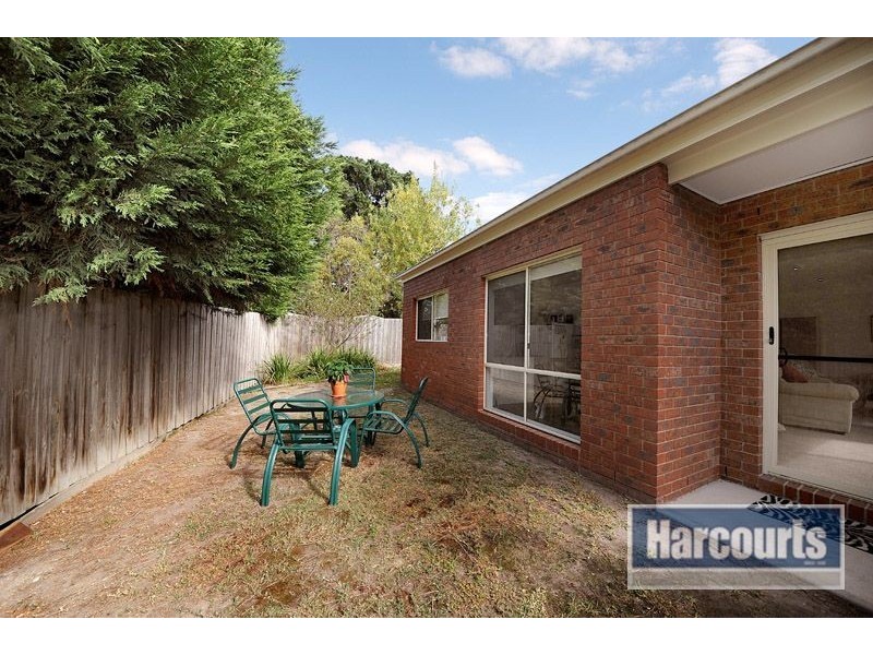 2/30 Myrtle Street, Langwarrin VIC 3910